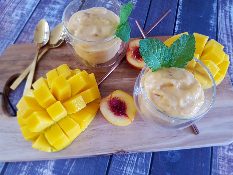 Mango Nectarine & Baobab Smoothie
