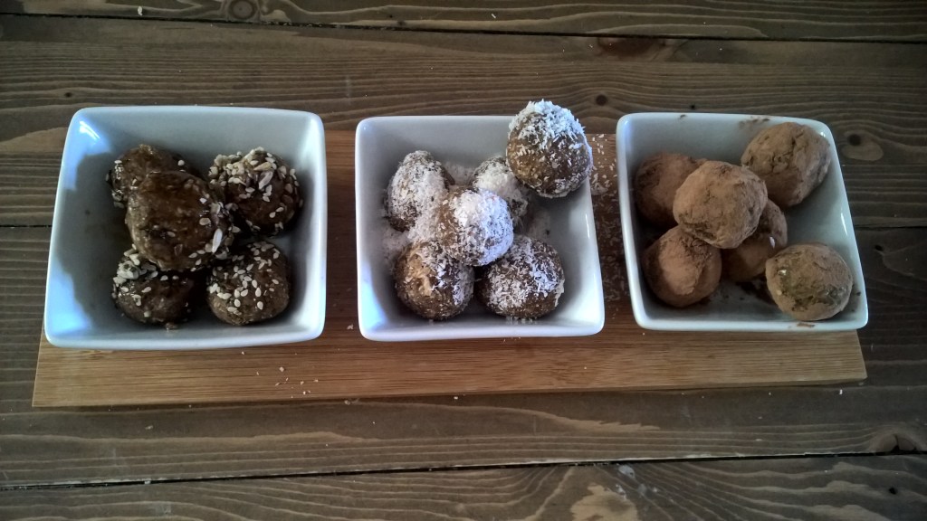 Healthy Cookie Dough Bliss Balls