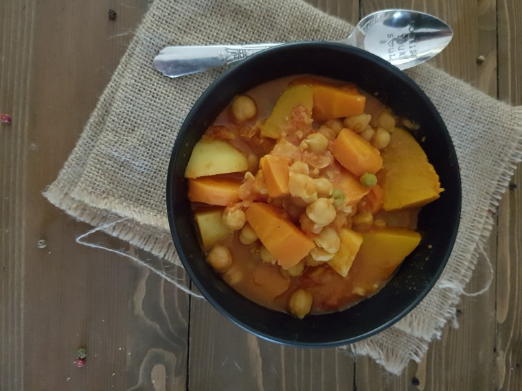 Healthy Pumpkin and Chickpea Curry