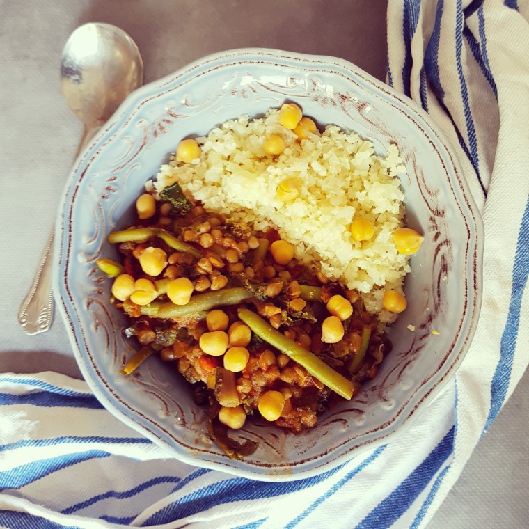 Kale & Chickpea Curry